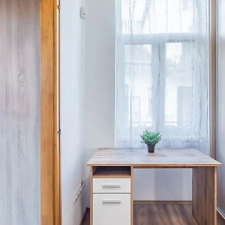 Cozy *top* Location